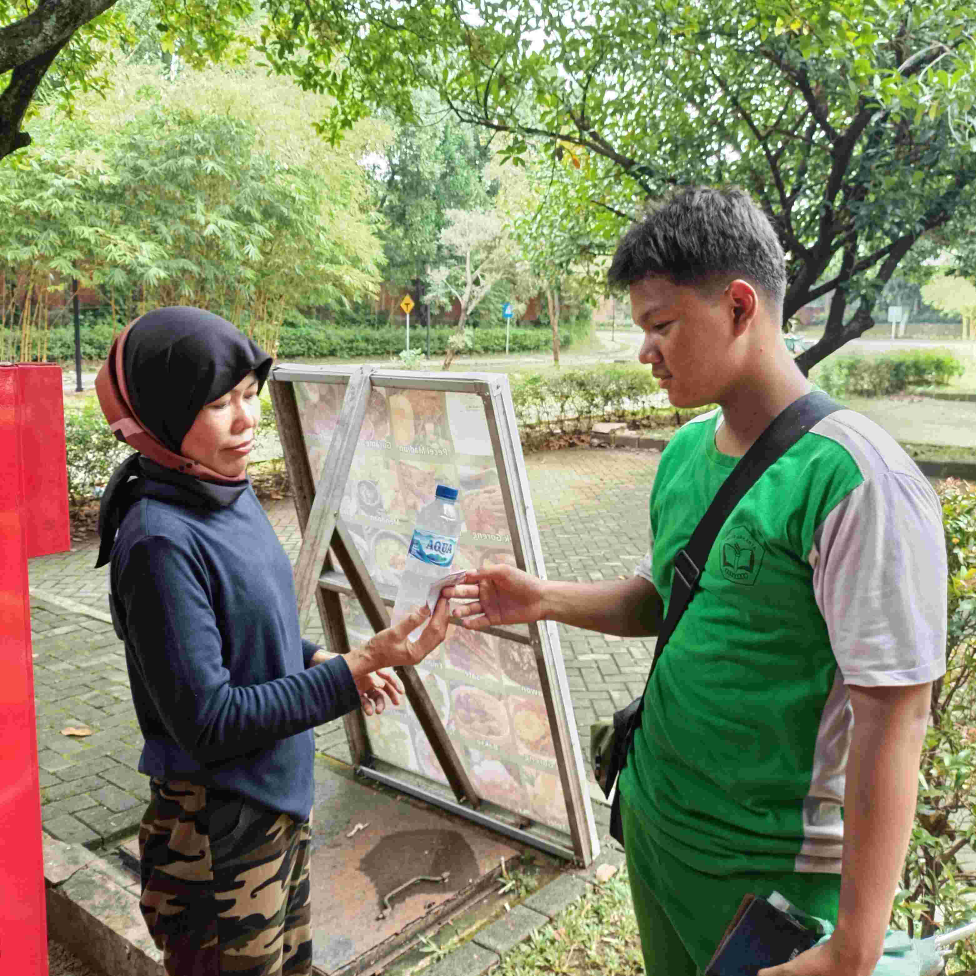 Penjualan Makanan dan Minuman